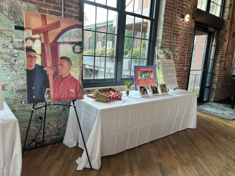 04ba3d3c 8ee4 42ec B59a 5002d855ddf2 1 105 C